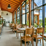 Nowa Holandia Hotel