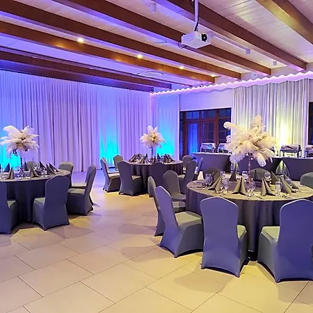 Hotel Nowa Holandia