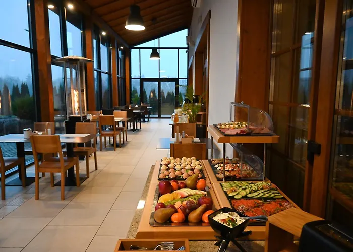 Hotel Nowa Holandia 3*